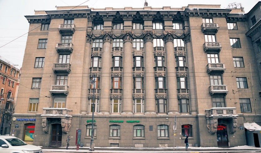 Старый знакомый Каменноостровский. С посещением Музея веера – интерьерные экскурсии для заказных групп