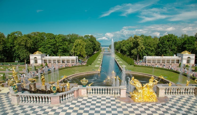 Петергоф и Кронштадт - Индивидуальные (VIP) экскурсии и туры от 3600 рублей
