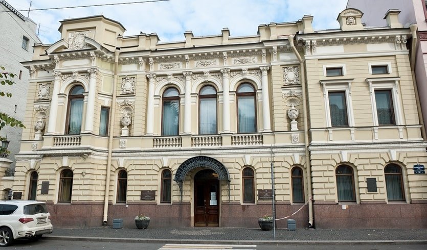 Особняки Фурштатской улицы – фото №5 – Фотобанк Лори/  E. O.  Особняки Фурштатской улицы – Пешеходные экскурсии