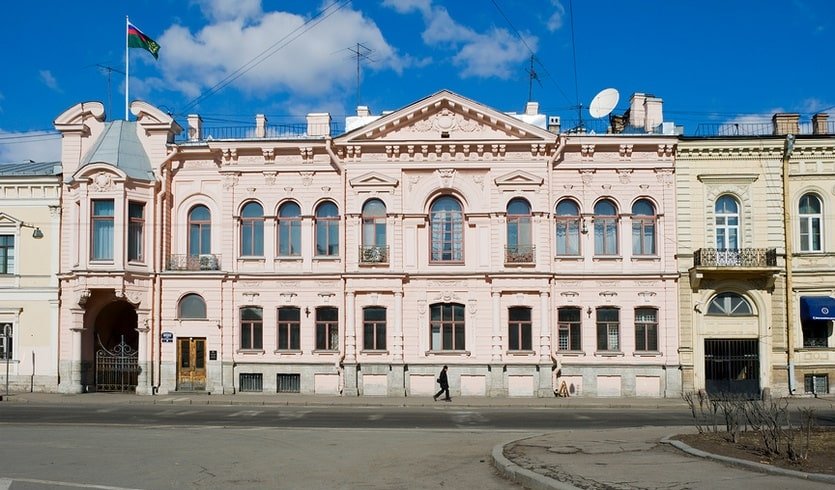 Хозяйки салонов на Большой Морской улице (для заказных групп) – пешеходные экскурсии для заказных групп от 290 рублей