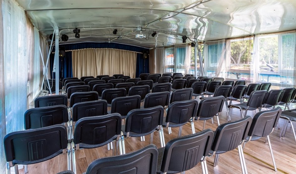 Конференц-зал «Парк им. Горького» Конференц-зал «Парк им. Горького»