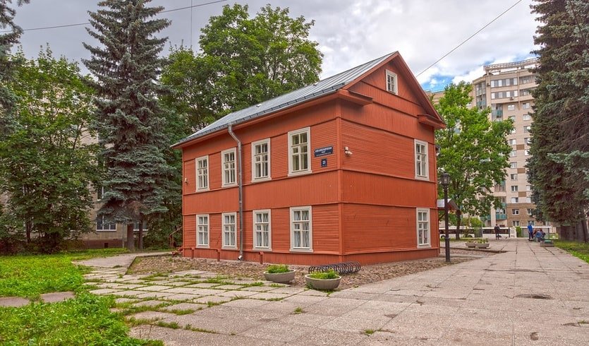 Вокруг карточного домика: пролетарские прогулки – Пешеходные экскурсии