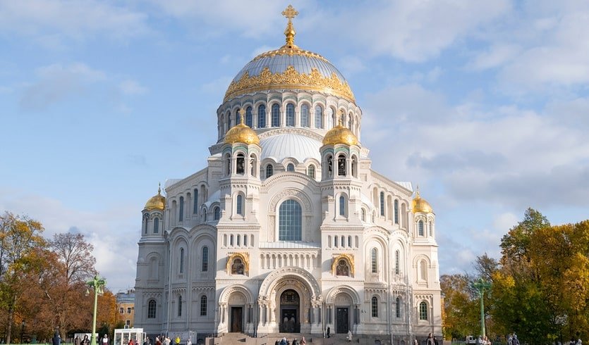 Кронштадт – сборные туры в Санкт-Петербург от 19770 рублей