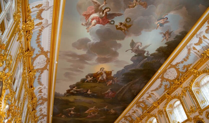 Экскурсия в Большой Петергофский дворец (для групп) — Интерьерные