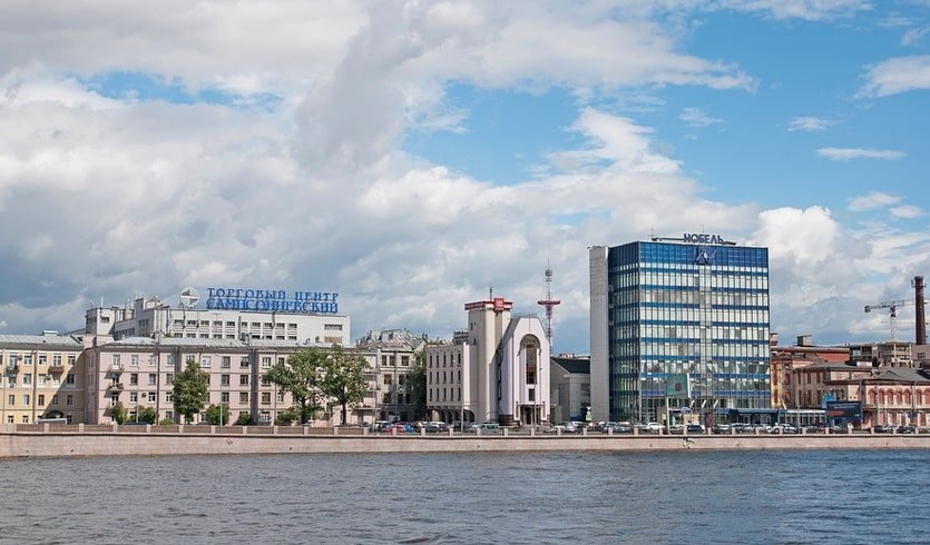 Пироговская набережная – пешеходные экскурсии от 1100 рублей