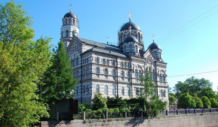 Обитатели тихой Карповки (для заказных групп) – пешеходные экскурсии для заказных групп от 320 рублей