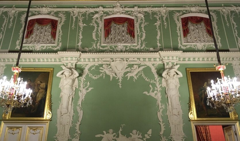 Интерьеры Строгановского дворца – экскурсии и программы для детей от 380 рублей