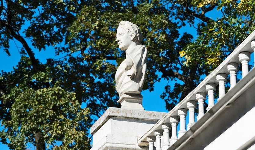 Особняк Бобринских (для заказных групп) — Дворцы и особняки