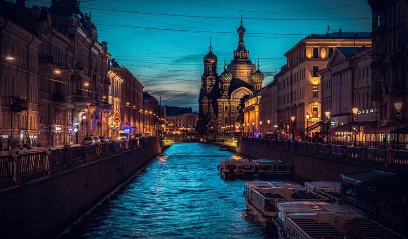 Неспящий город на Неве - автобусная экскурсия от 500 руб.