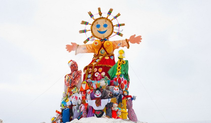 Масленица – сборные экскурсии для школьников в Санкт-Петербурге