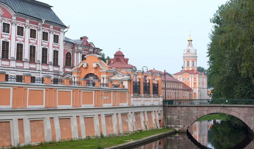 Александро-Невская лавра (для школьных групп) – экскурсии и программы для детей от 240 рублей