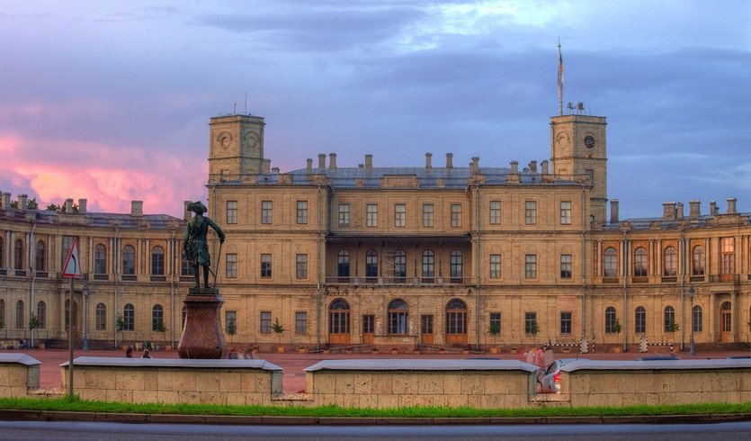 Большой Гатчинский дворец – экскурсии и программы для детей от 2600 рублей