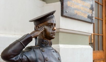 Юность Северной столицы – фото №1 – Фотобанк Лори/ Pukhov K Юность Северной столицы – Пешеходные экскурсии