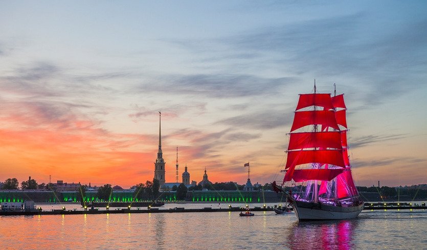 Автобусная ночная экскурсия на Алые паруса — автобусная экскурсия