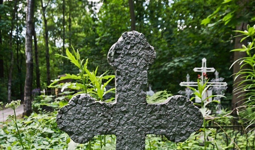 Малоохтинское старообрядческое кладбище – фото №1 – Фотобанк Лори/ Sashenkov89 Малоохтинское старообрядческое кладбище – Пешеходные экскурсии