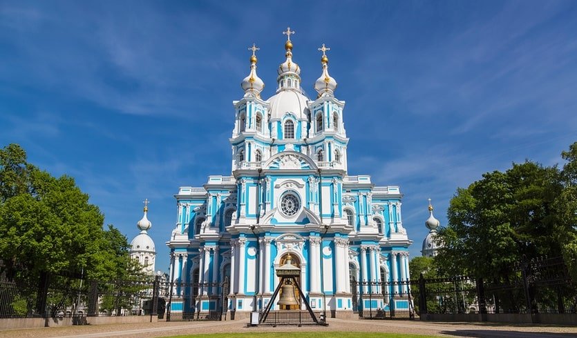 Смольный - эра милосердия (для школьников) – экскурсии и программы для детей от 720 рублей