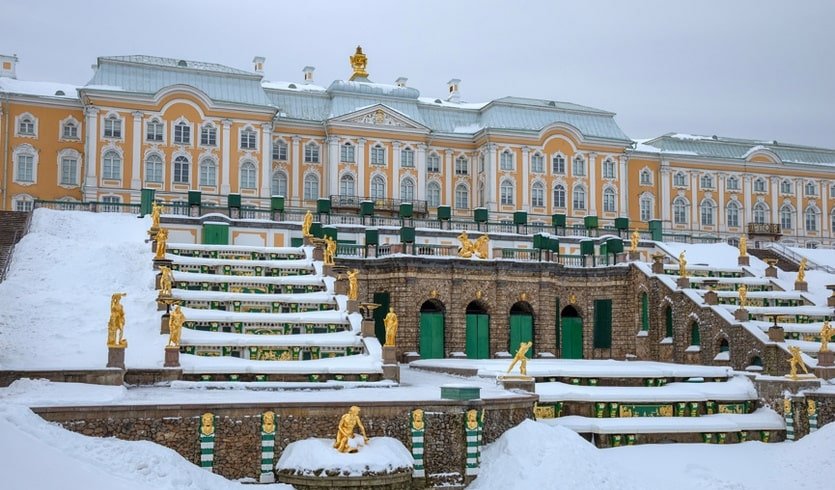 Большой петергофский дворец – сборные туры в Санкт-Петербург от 22550 рублей