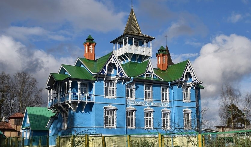 Вырица и окрестности – фото №1 – Фотобанк Лори/ Максим Мицун  Вырица и окрестности – Пешеходные экскурсии