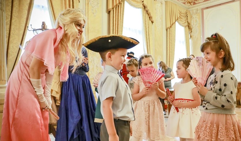 «Бальные традиции» в гостях у Золушки (Особняк Румянцева) - интерактивная экскурсия для школьников от 1500
