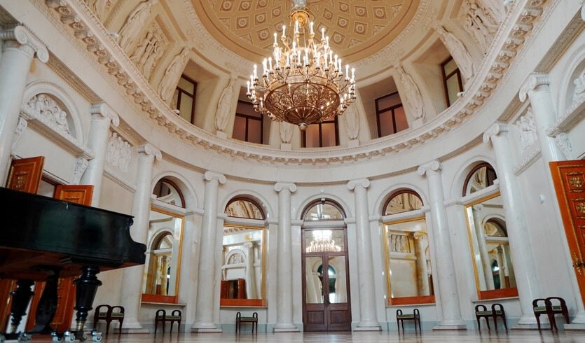 Бал в Елагиноостровском дворце для групп — Интерьерные