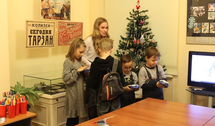 Музейное занятие – новогодние программы для школьных групп от 360 рублей