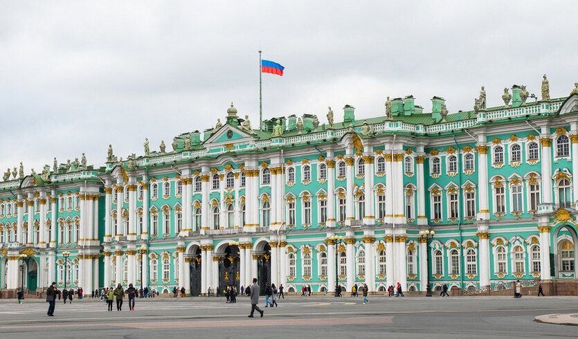 Золотая кладовая Эрмитажа (для школьных групп) — Экскурсии для школьников в Санкт-Петербурге от 160 рублей