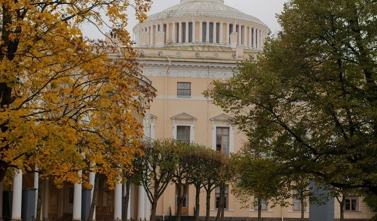 Блистательный Павловск – на ретропоезде