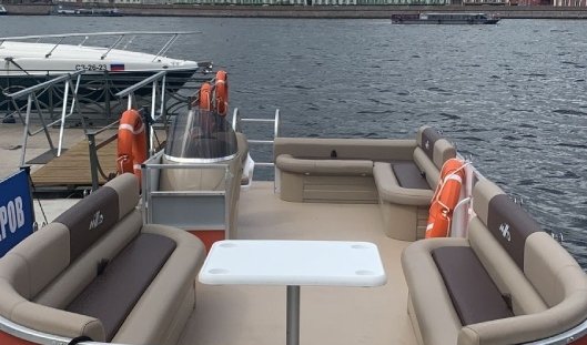 Внешний вид катера – водные экскурсии по рекам и каналам от 9000 рублей