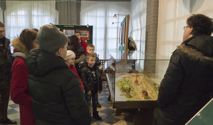 Дети в Домике Петра I – экскурсии и программы для детей от 345 рублей