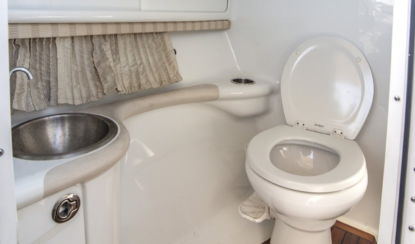 Аренда катера «Formula 28 BR» от 15000 руб.