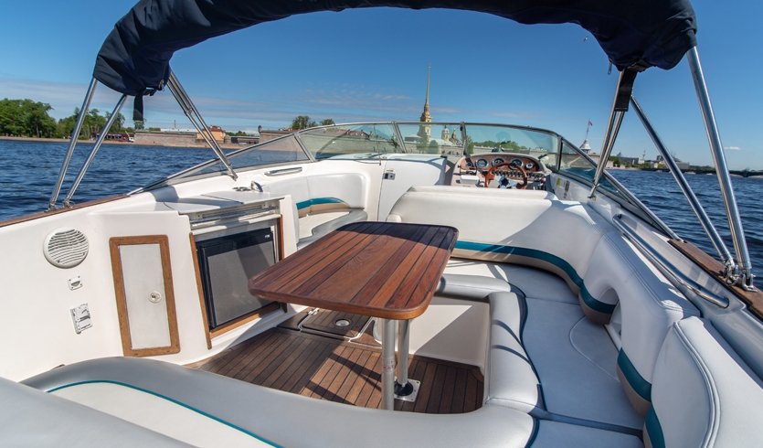 Аренда катера Chaparral 2835 Limited - фото № 4 Аренда катера Chaparral 2835 Limited от 12000руб.