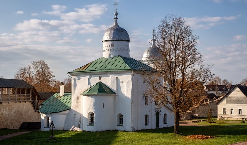 Легенды псковского края: Псков – Изборск – Печоры – Тур в Псковскую область от 2790 рублей