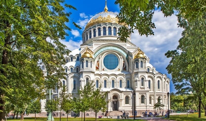 Тур-конструктор «Сам себе туроператор» (лето) – фото №3 – Фотобанк Лори  Тур-конструктор «Сам себе туроператор» (лето) – туры в Санкт-Петербург от 2410 рублей