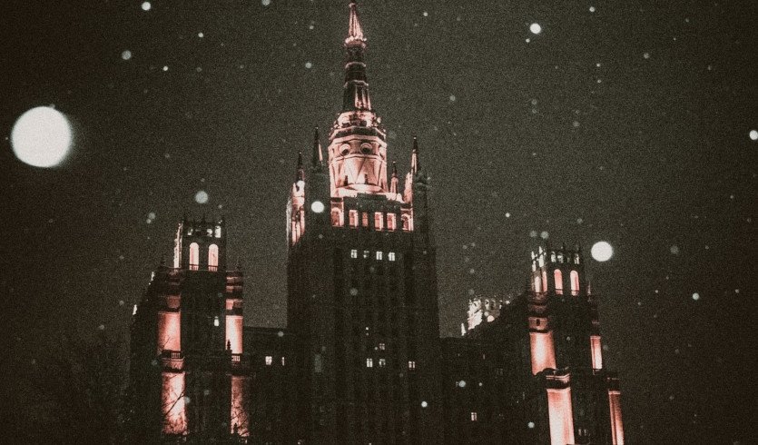 Новогодний город чудес — фото №6 — Photo by ANDREY EFIMOV on Unsplash  Новогодний город чудес — туры в Москву от 14595 руб.