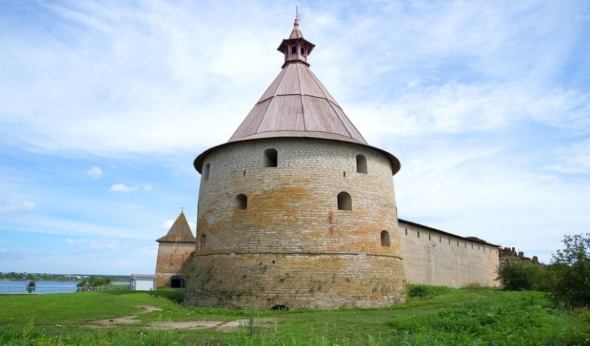 Башня Головина — речные круизы от 17800 рублей 