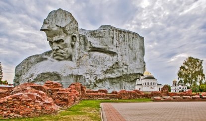 Беларусь на День Победы – туры в Европу из Санкт-Петербурга