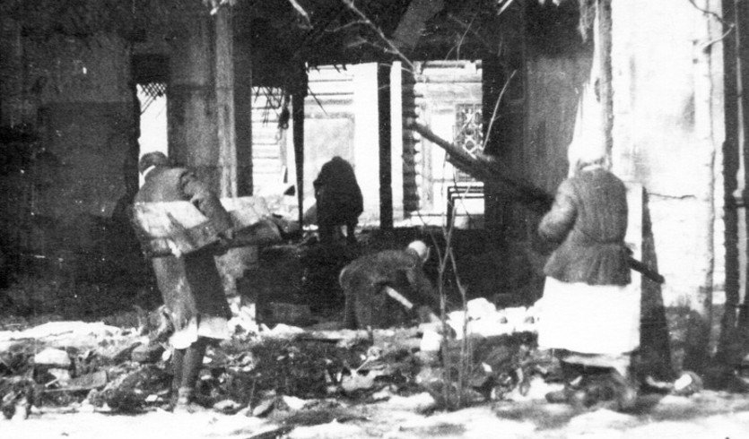 «Об этом забывать нельзя»: экскурсия о блокаде с VR-очками –  Экскурсии для школьников в Санкт-Петербурге под заказ от 1000 рублей