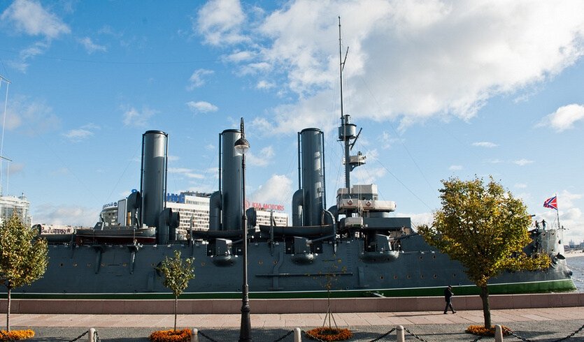 Крейсер «Аврора» (для групп) — Интеьерные