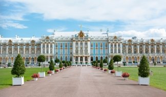 Пушкин (Царское Село) – автобусная экскурсия от 1900 рублей