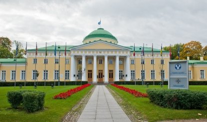 Экскурсионный абонемент «Сквозь время и пространство Петербурга» (5-9 класс) – экскурсии и программы для детей от 1600 рублей