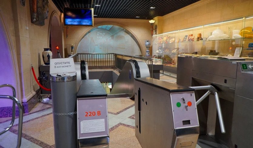 Мир подземки (Интерактивный центр истории Петербургского метрополитена) — фото № 3 — Прогулки Мир подземки (Интерактивный центр истории Петербургского метрополитена) — сборные экскурсии, мастер-классы, квесты для школьников в Санкт-Петербурге от 550 рублей