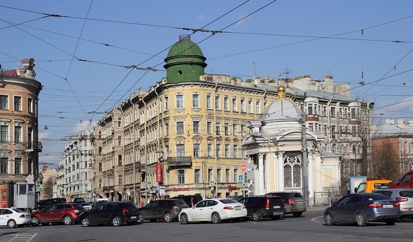 Дворы и парадные Петроградской стороны – Пешеходные экскурсии