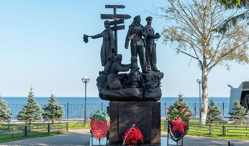 Битва за Ленинград: Дорога Жизни, Дорога Победы — Автобусные загородные