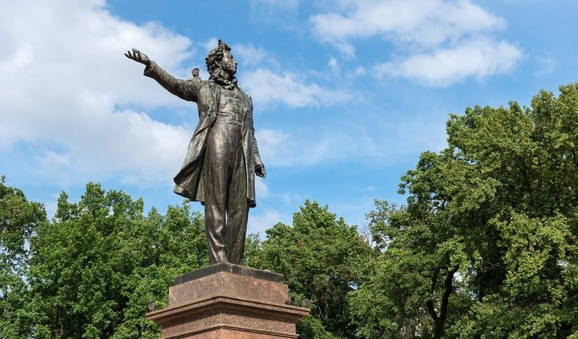 Вокруг Михайловского дворца (для заказных групп) – пешеходные экскурсии для заказных групп от 290 рублей