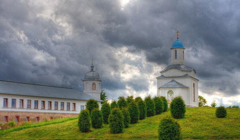 Благословленный край (Покрово-Тервенический монастырь и Акулова Гора) — фото № 1 — Фотобанк Лори / Литвяк Игорь Благословленный край (Покрово-Тервенический монастырь и Акулова Гора) — Автобусные загородные