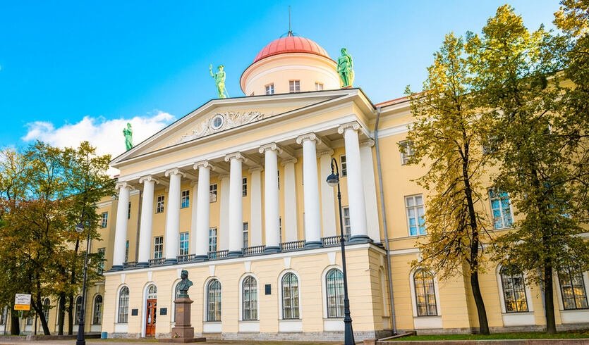 Литературный музей Пушкинского дома — Музеи