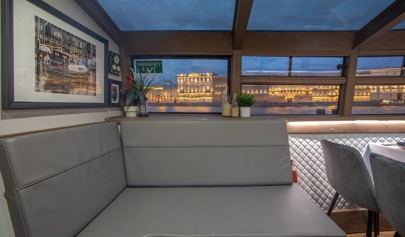 Теплоход «Антверпен» – аренда теплохода от 6000 рублей Теплоход «Антверпен» – аренда теплохода от 6000 рублей