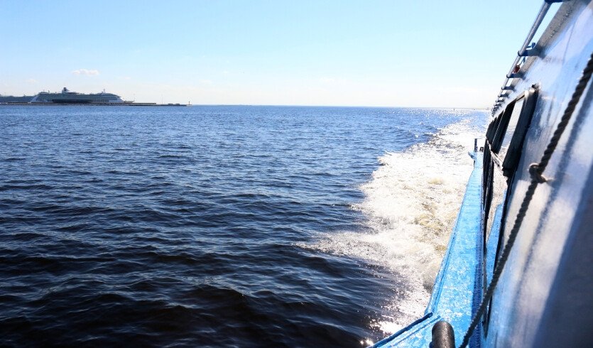 Вид на воду из окна метеора – водные экскурсии по рекам и каналам от 1000 рублей