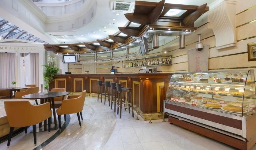 отель Амбассадор – ресторан