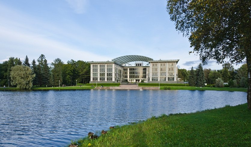 Особняки Крестовского и экологическая архитектура – пешеходные экскурсии для заказных групп от 290 рублей